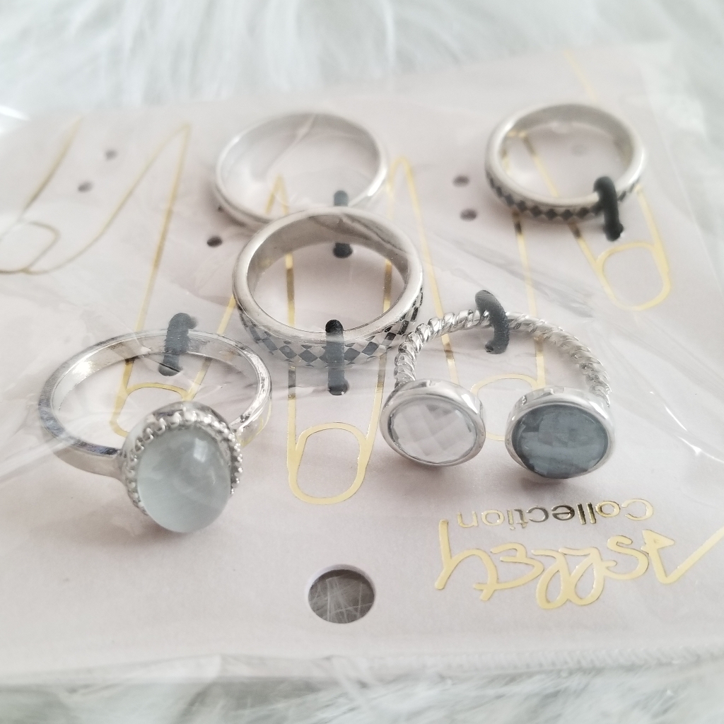 Nwt Five Ring Set